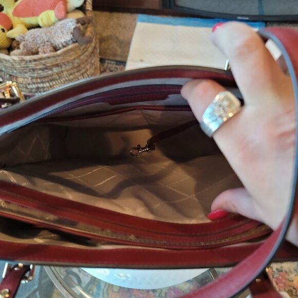 Michael Kors Tote  - Picture 5 of 7